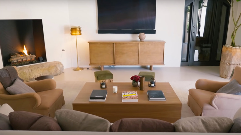 Living room with fireplace