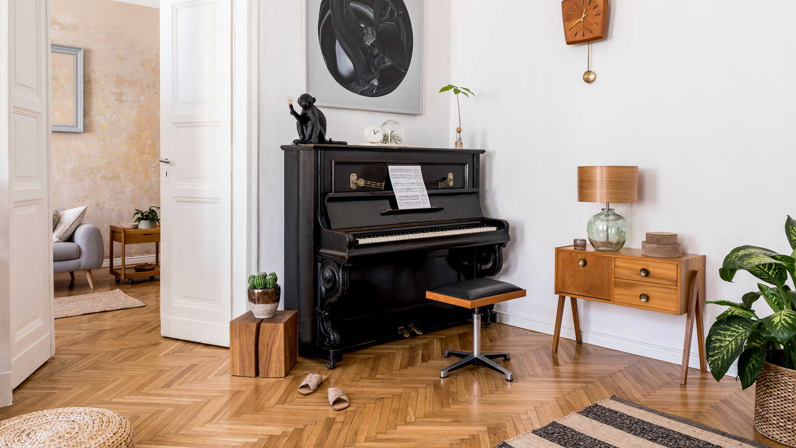 How To Style A Piano