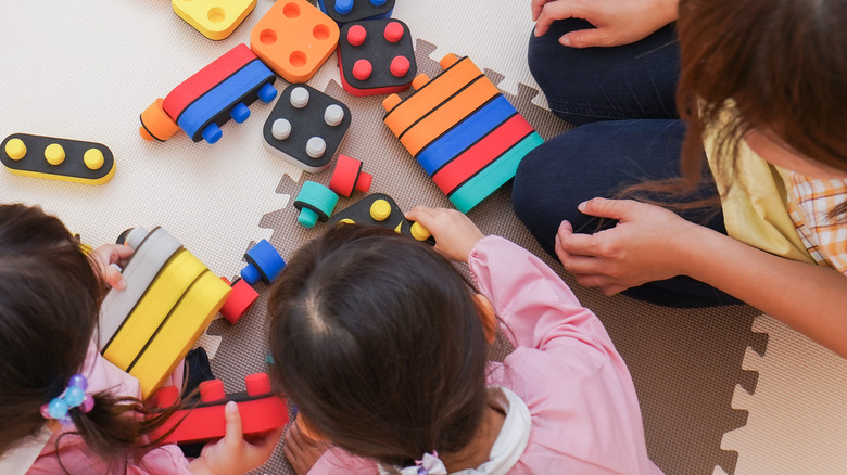 Rubber mat and kid's toys