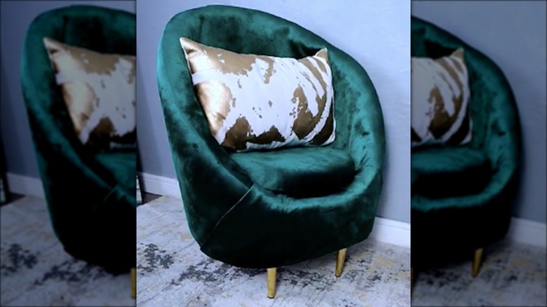 Silky green accent chair