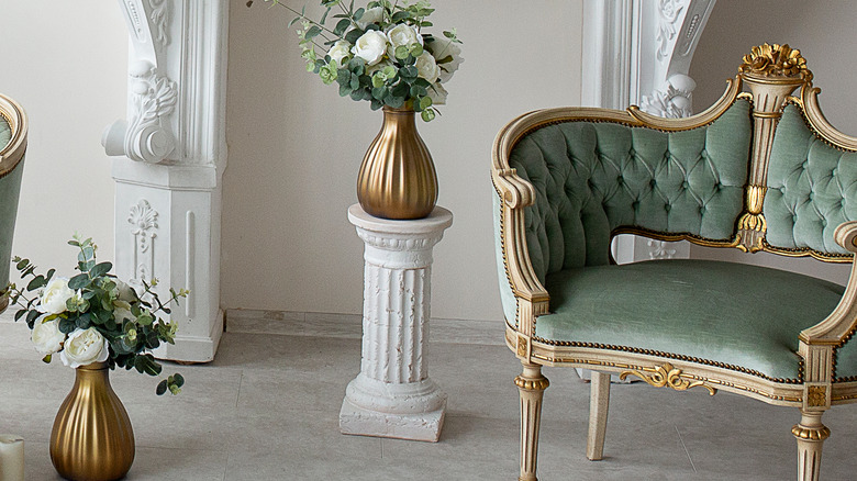 decorative column