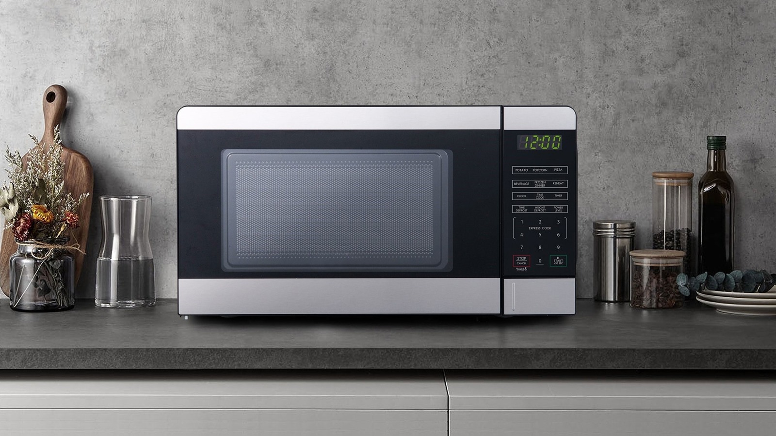 The Trick To Silence Microwave Beeps And Reheat Leftovers In Peace