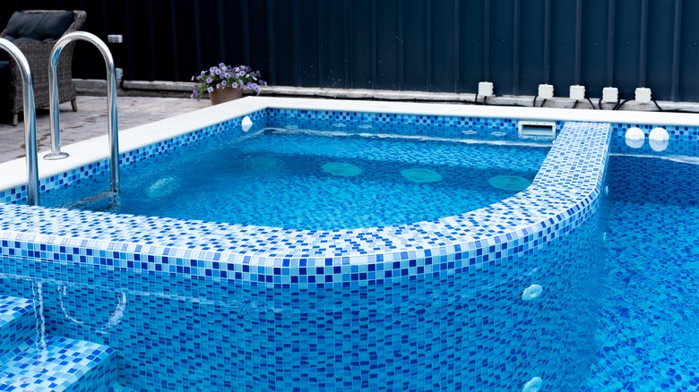 Tiled pool within a pool