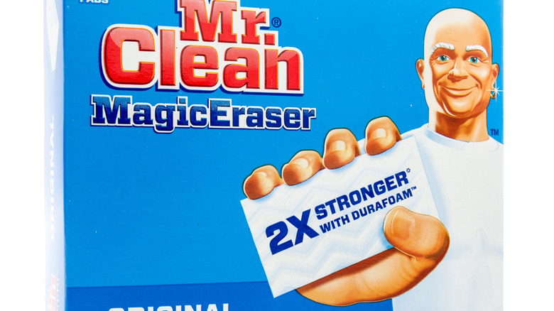 box of magic eraser sponges