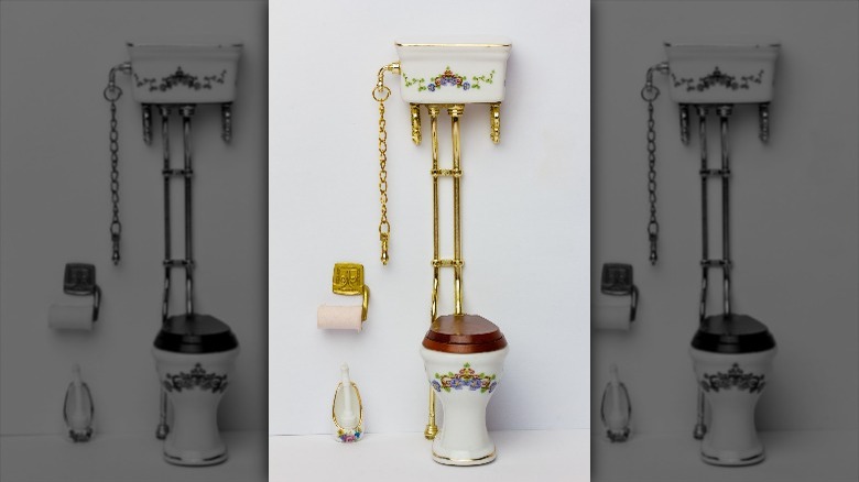 pull chain toilet