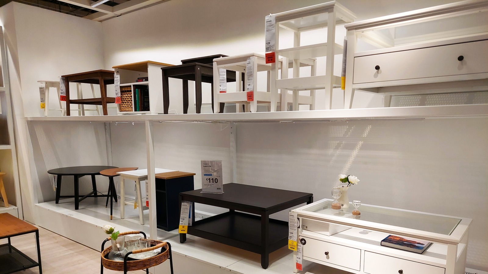 IKEA's TRULSTORP Is An Affordable LiftUp Coffee Table