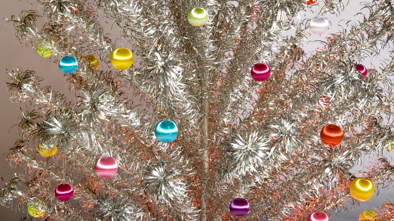 Close-up image of aluminum Christmas tree