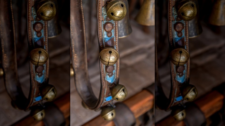 Vintage brass sleigh bells