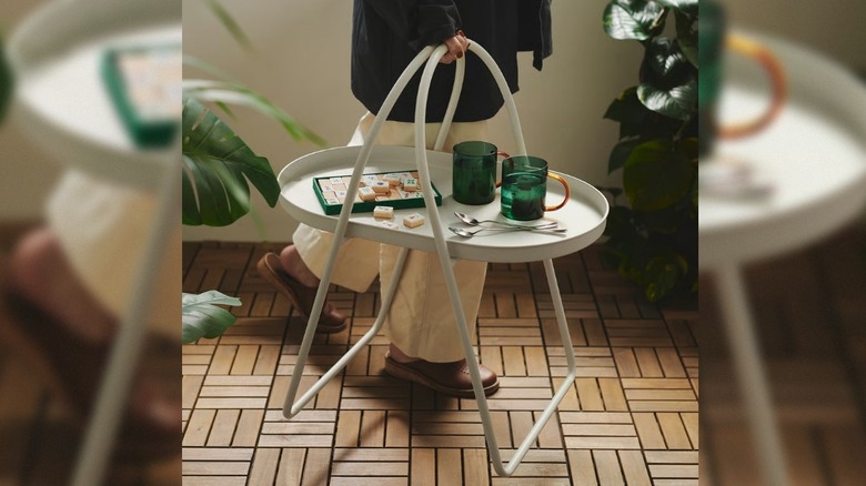 IKEA's MÅBÄRSSKÄR coffee table