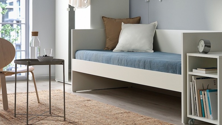 IKEA VIHALS in a bedroom