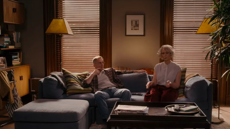 Sex and the City character Miranda Hobbes in her dining room/workspace