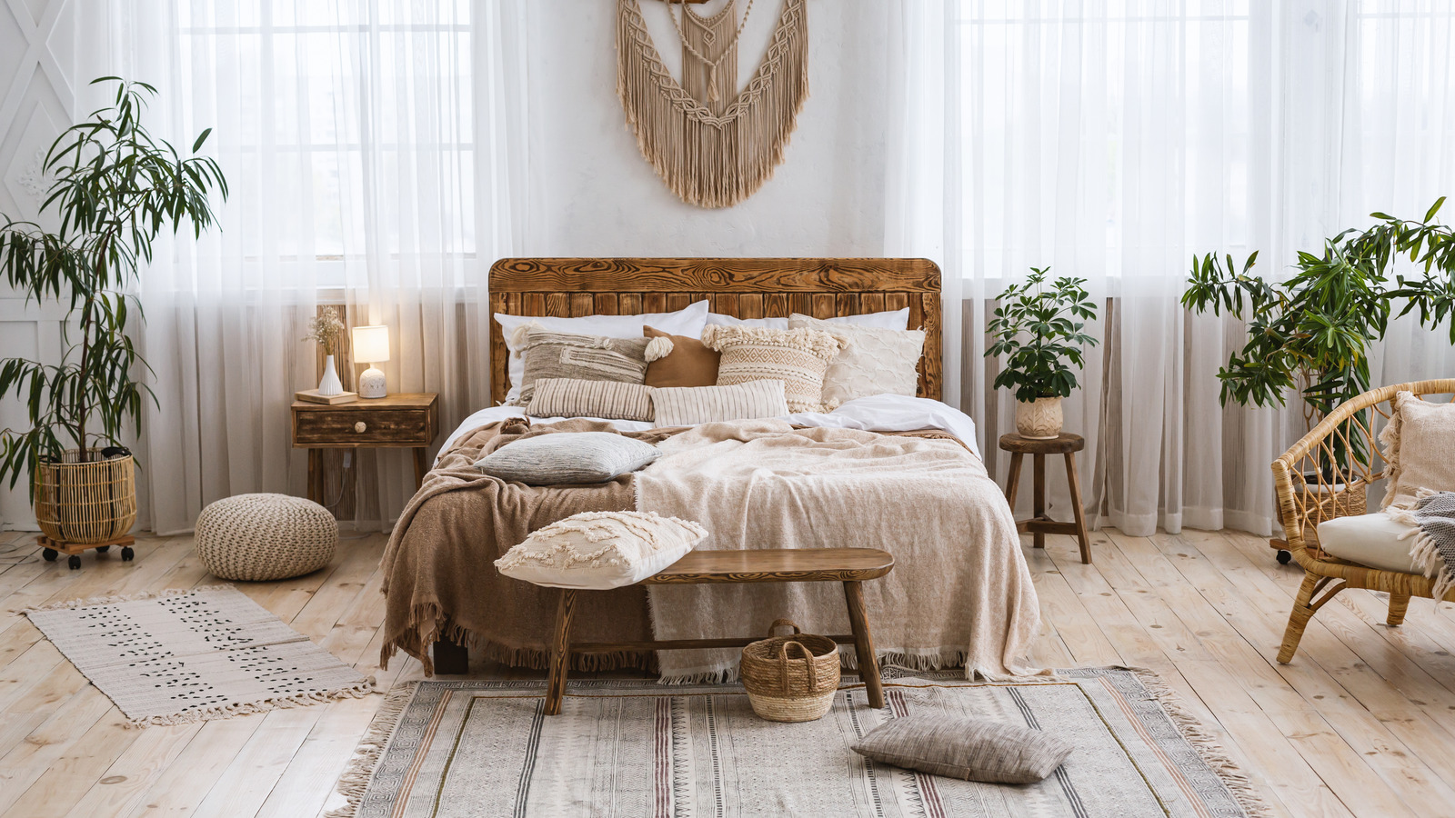 12 Styling Tips to Make the Foot of Your Bed a Functional Space