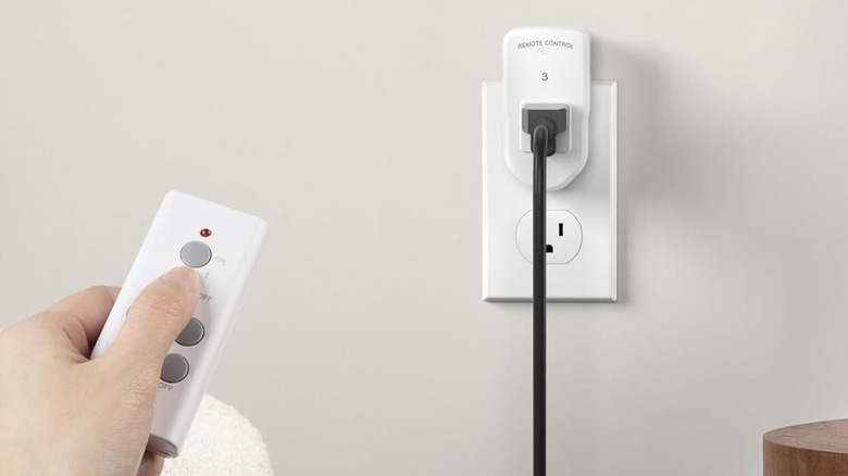 The BN-LINK wireless remote control