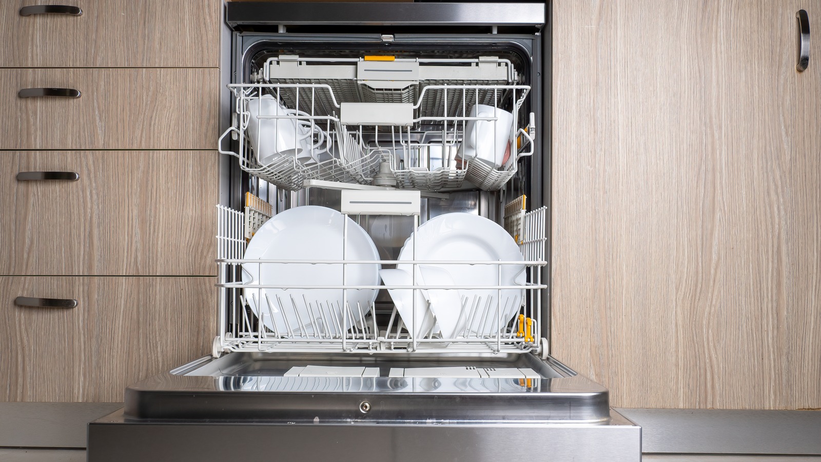 Is It Better To Run Your Dishwasher During The Day Or At Night?