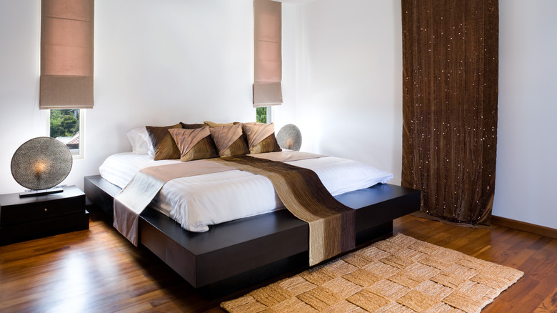 Platform bed