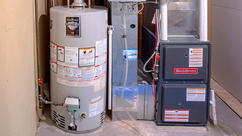 Defender water heater tank