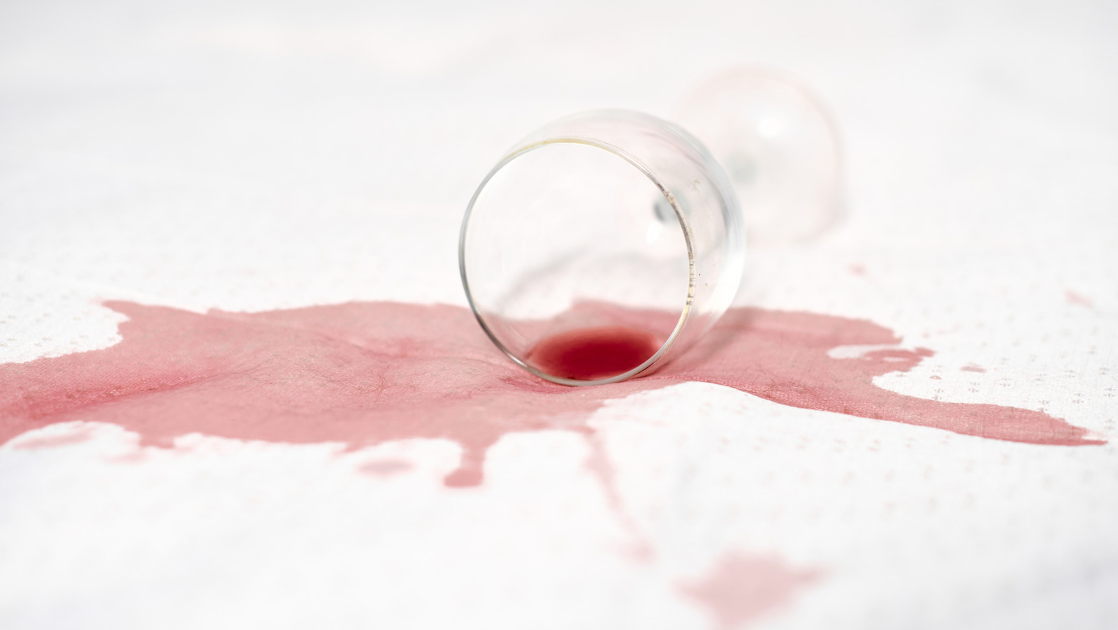 Is It True That White Wine Can Eliminate Red Wine Stains? Here's What ...