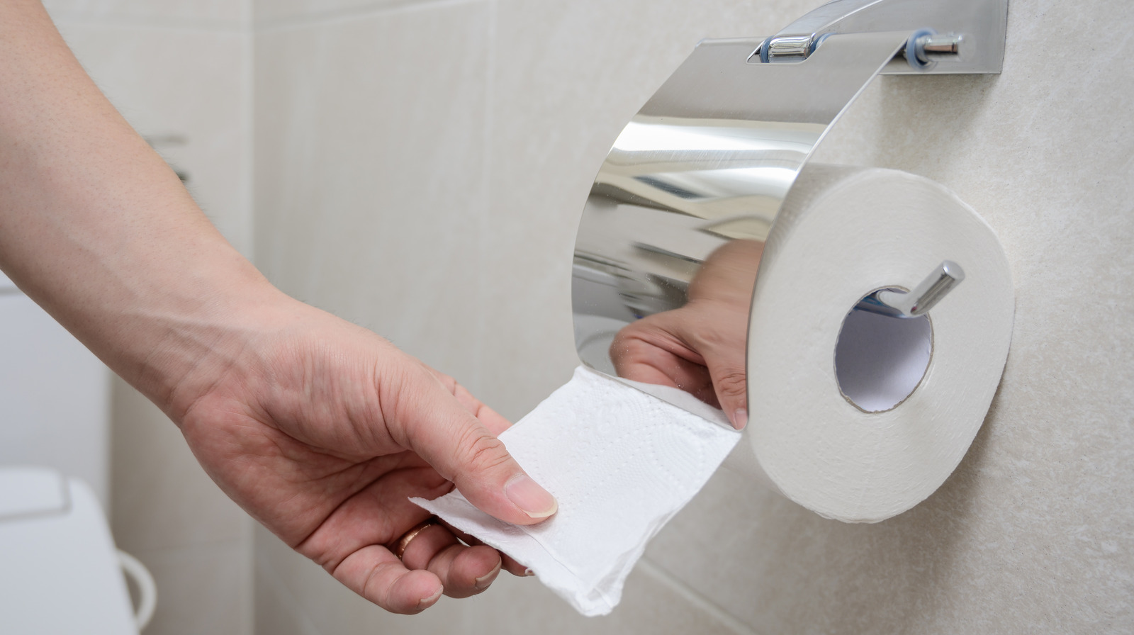 Is There An Ideal Place To Mount Your Toilet Paper Holder In A Bathroom?