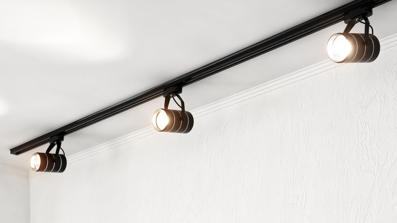 black track lights