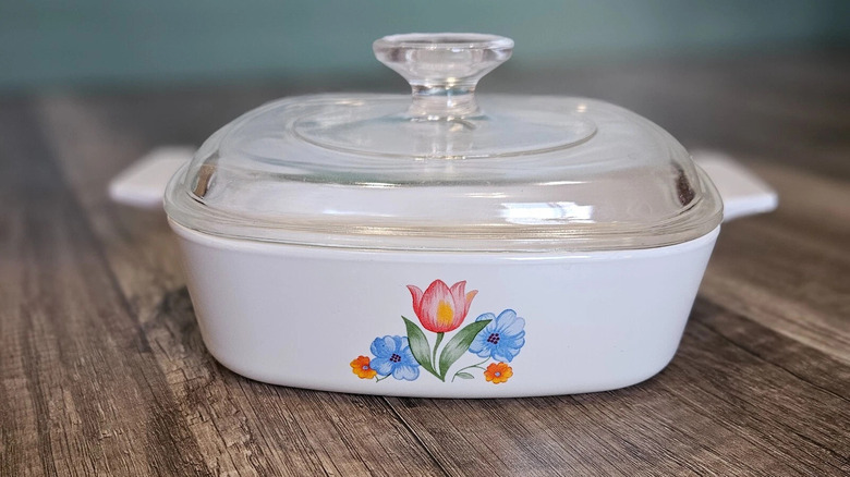 The CorningWare Fresh Cut pattern on a casserole dish with the lid