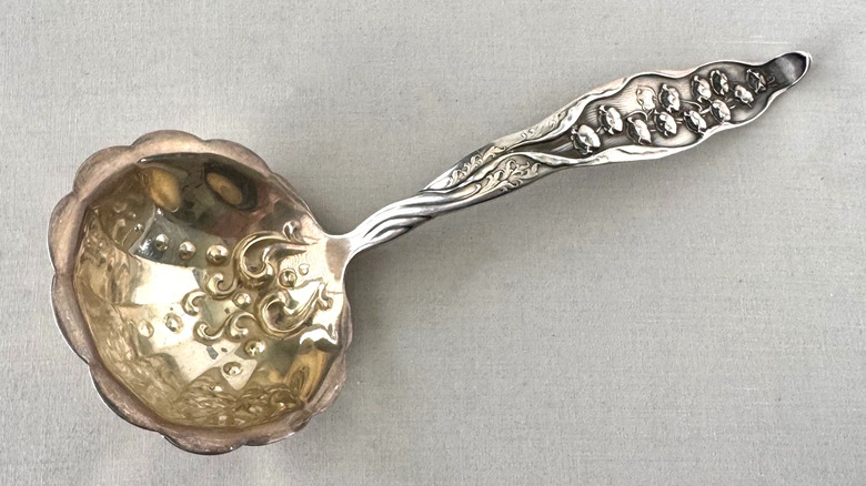 Whiting & Company Lily of the Valley Serving spoon