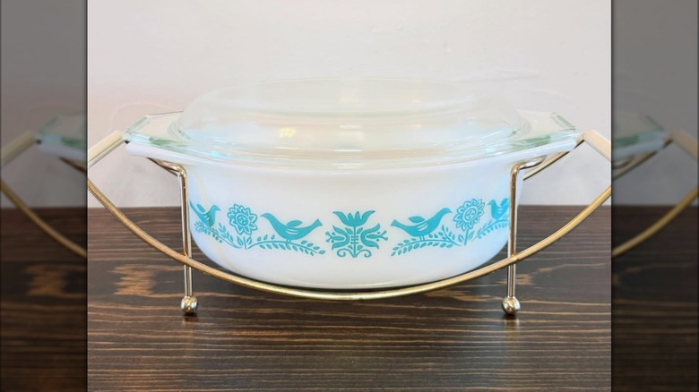 Vintage Pyrex Bluebird oval casserole dish