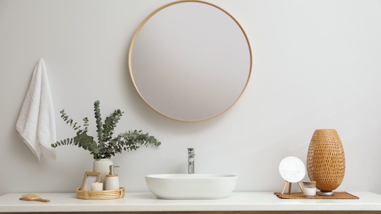 bathroom vanity
