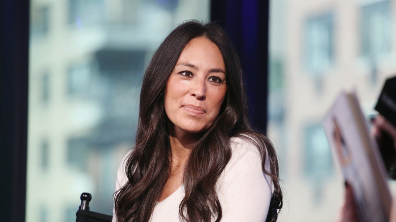 Joanna Gaines discussing her book 
