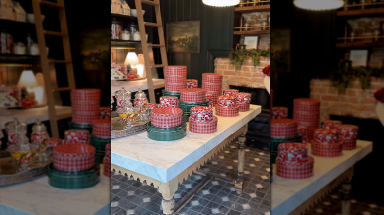 Joanna Gaines' butler pantry antique island
