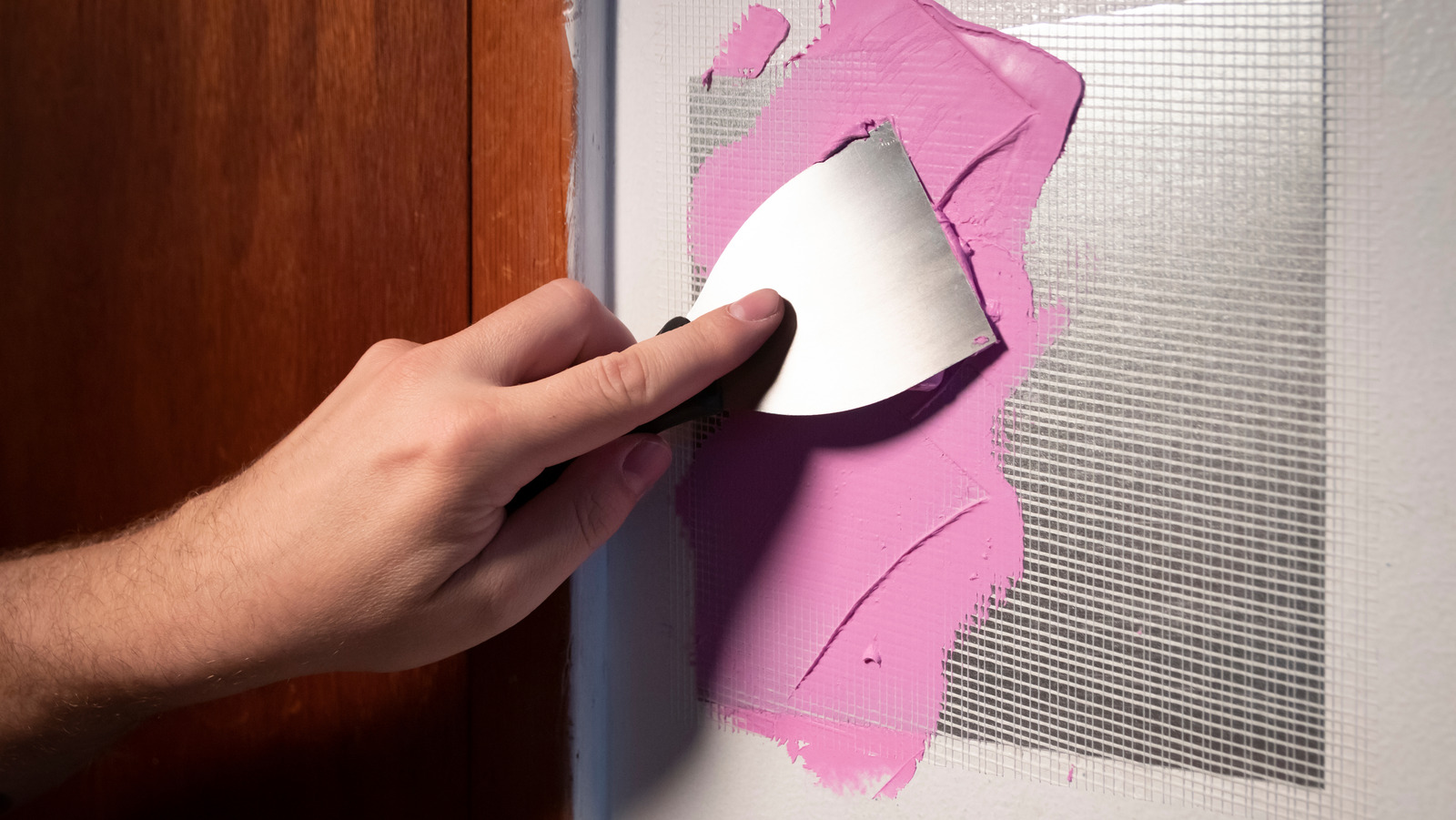 Joint Compound Vs. Spackle What's The Difference?