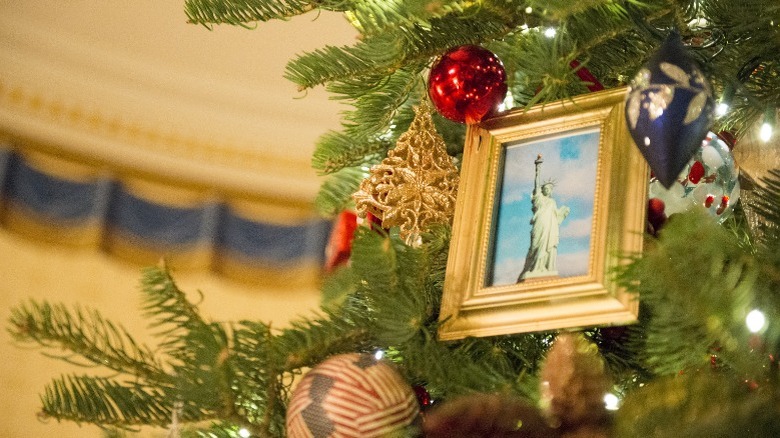 Statue of Liberty tree ornament