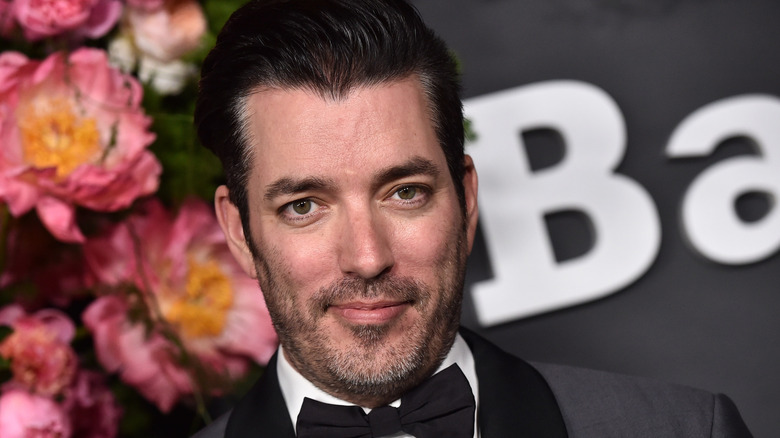 Jonathan Scott's Top Decluttering Tip Will Have Your Home Organized In No Time