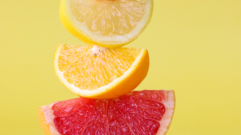 citrus fruit wedges