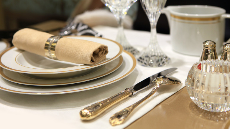 gold plated tableware