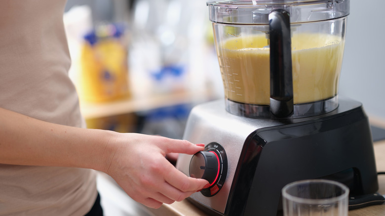 mixing eggs in blender