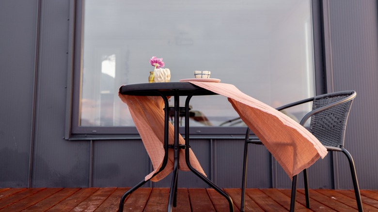 tablecloth flies in the wind