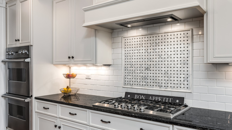 Under cabinet lights