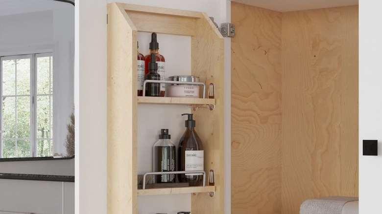 Wooden door-mount rack