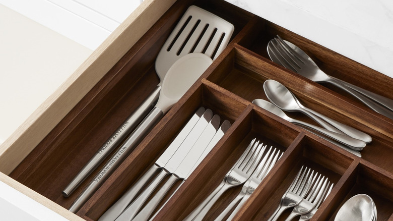 Kitchen drawer insert