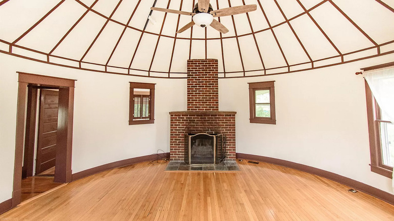 Round room with fireplace