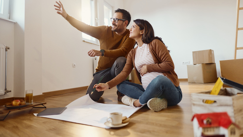couple making plans for new house