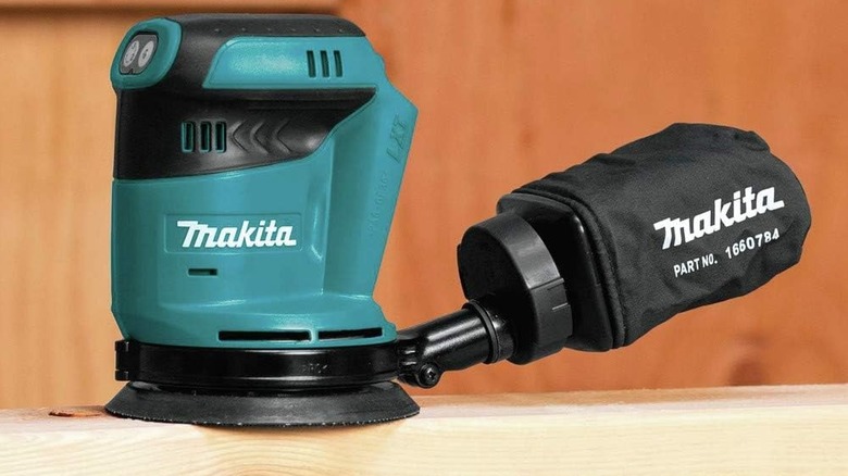 Makita light and maneuverable 5-inch random orbital sander