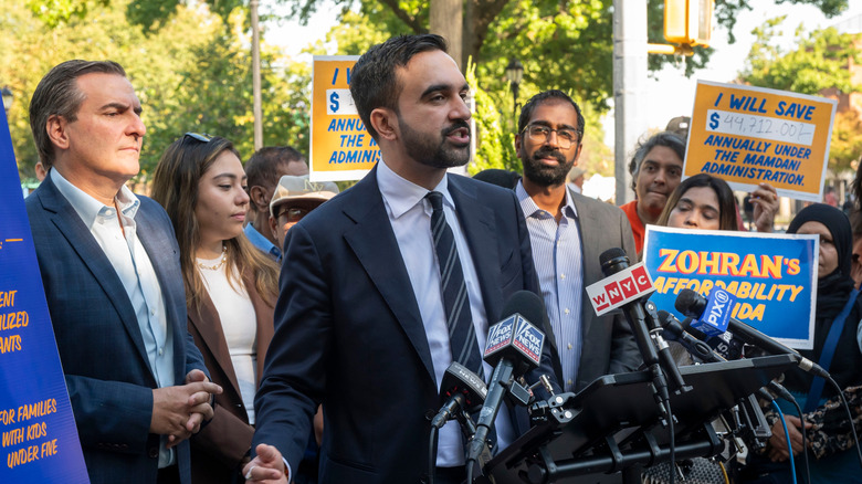 Mamdani holding a rally in Queens' Travers Park in October of 2025