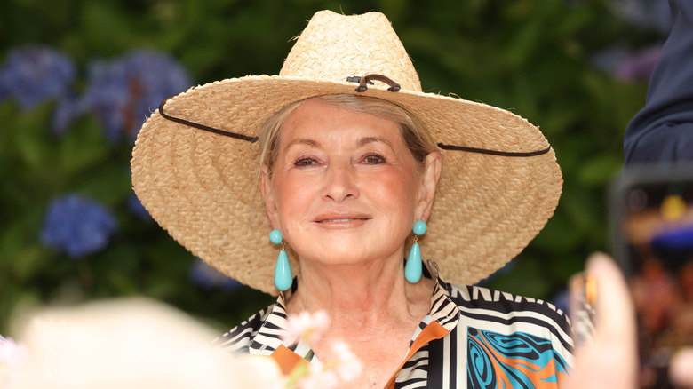Martha Stewart being photographed outside
