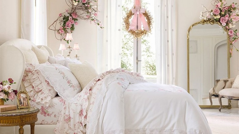 Balletcore bedroom with pink floral accents