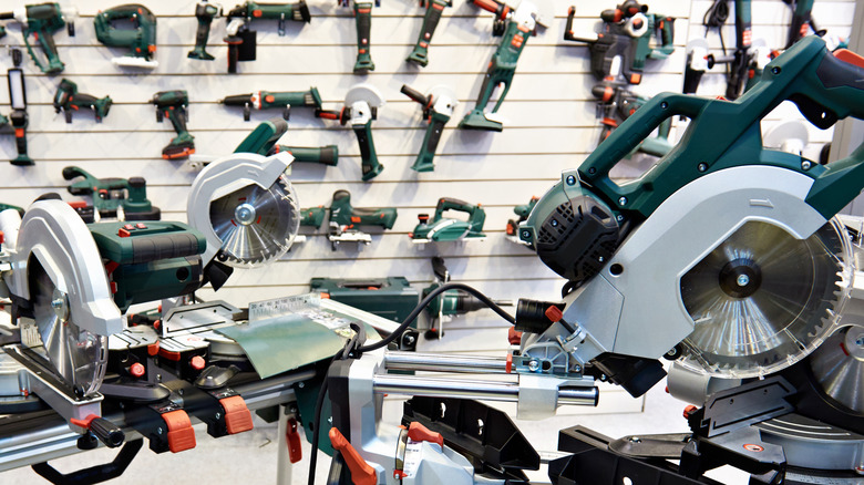 'Might Be My New Favorite Tool': The New Harbor Freight Circular Saw Buyers Are Loving