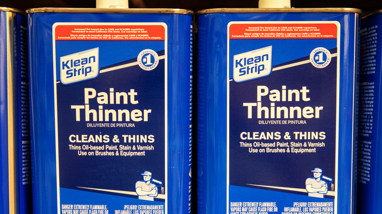 Mineral Spirits vs Paint Thinner - Are they the same? - The Handyman's  Daughter