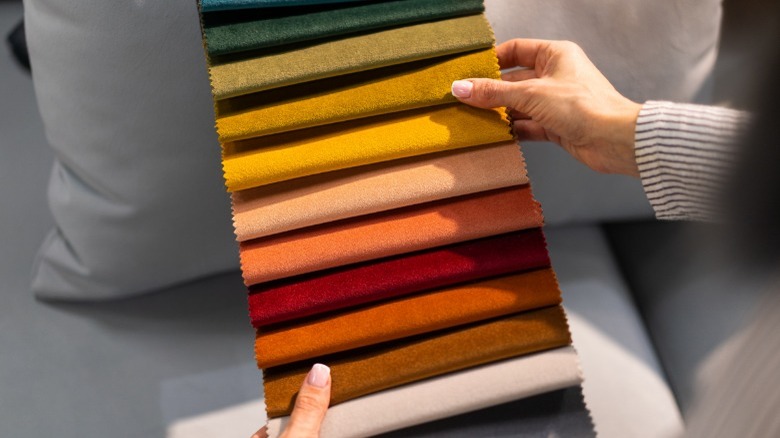 Different types of carpet fibers 