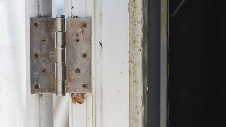 dirty door hinge