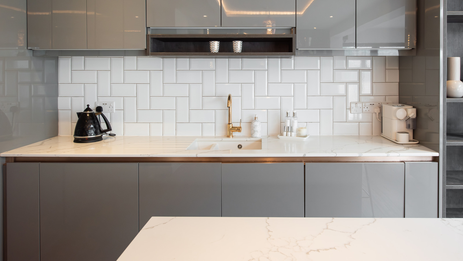 Mistakes That Could Ruin Your DIY Peel-And-Stick Backsplash